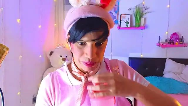 Ariel Femboy  online show from 10.24.25