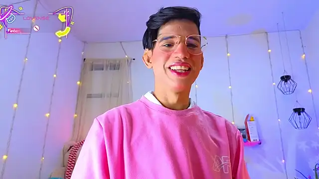 Ariel Femboy  online show from 01.07.26