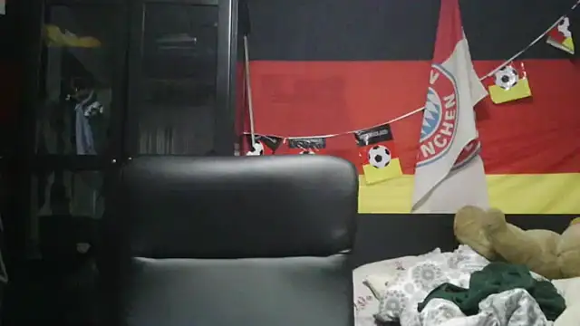 Die-geile-Sau online show from 02.24.26