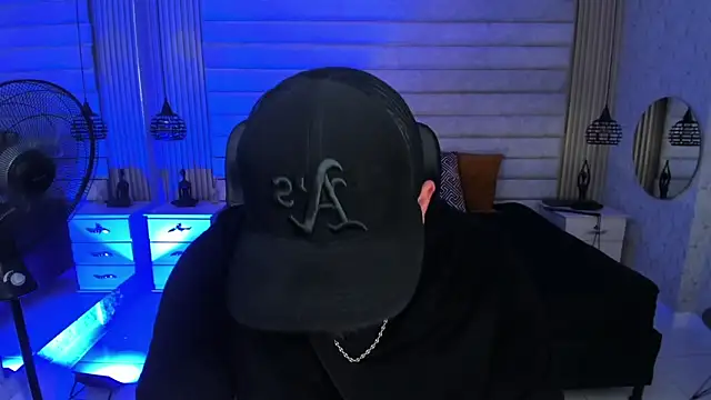 Snapshot of jhon_bear03 chatting on 04.23.26 jhon bear03 online show from 04.23.26