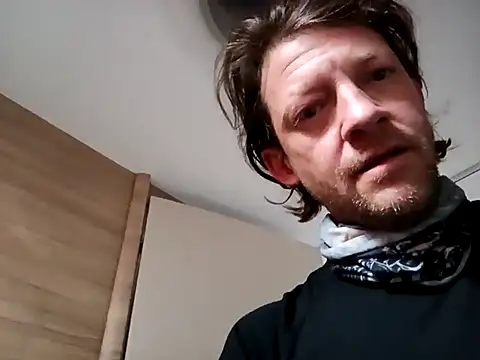 Ebinator666 online show from 10.19.25