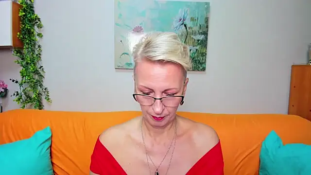 iamyourdream89 online show from 11.26.25