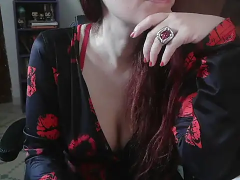 Snapshot of norahrosss chatting on 05.24.26 norahrosss online show from 05.24.26