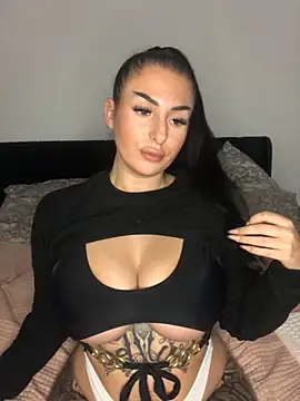 Mia-Bremer online show from 12.20.25