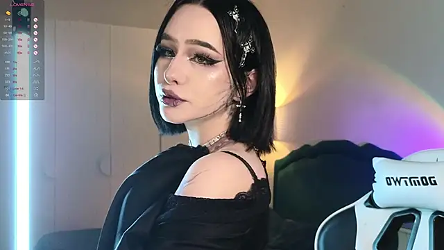 Snapshot of ghot1c_graceeee chatting on 02.08.25 ghot1c graceeee online show from 02.08.25