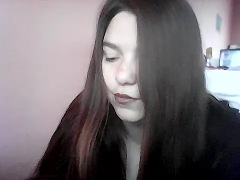 Snapshot of Oxitocina2000 chatting on 10.19.25 Oxitocina2000 online show from 10.19.25