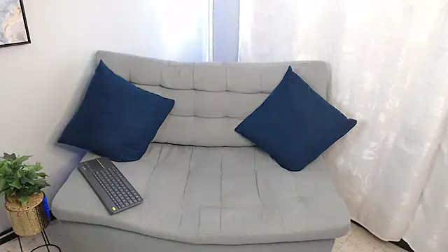 Amber Etan online show from 12.04.24