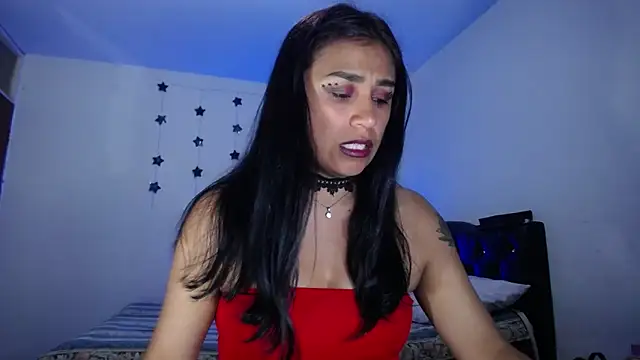 pinky violeta online show from 02.15.25