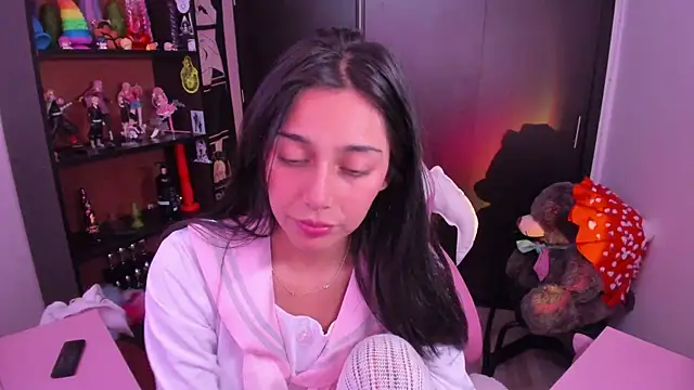 amber yull online show from 01.10.26