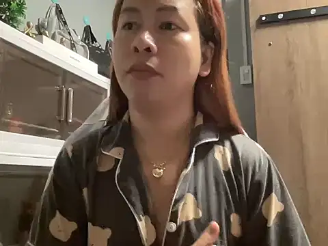 UrLove Marga online show from 03.18.26