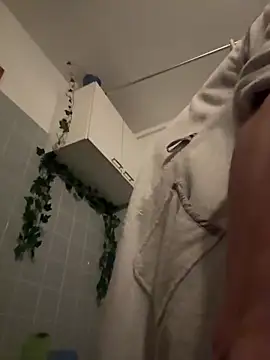 Toyjungee online show from 10.09.25