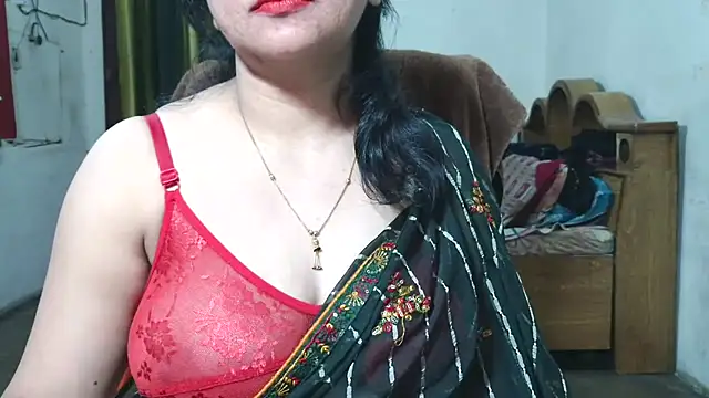 Cute Mahi22 online show from 11.14.25
