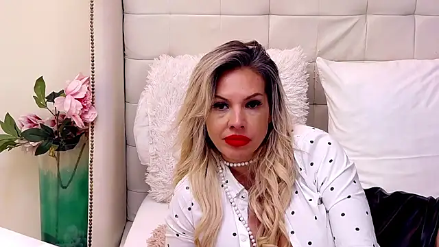 SashaAllford online show from 01.15.25