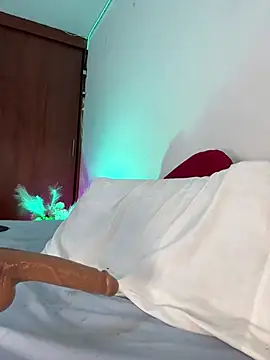 Snapshot of nicolette_sweet_ chatting on 02.25.25 nicolette sweet online show from 02.25.25