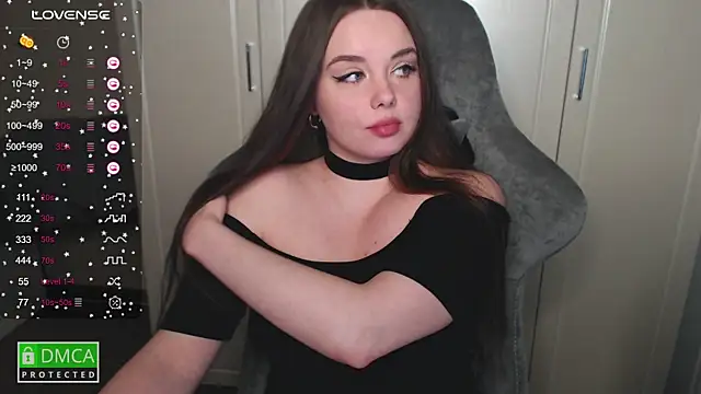 aliice cutie online show from 02.02.25