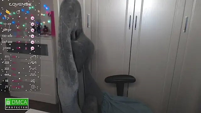 aliice cutie online show from 03.03.25