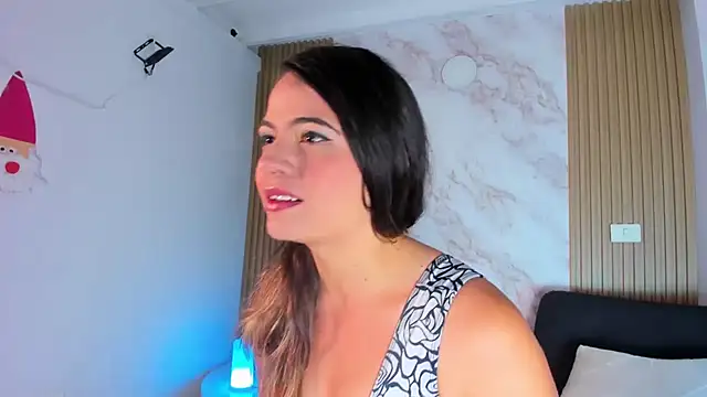Megan blue7 online show from 01.17.25