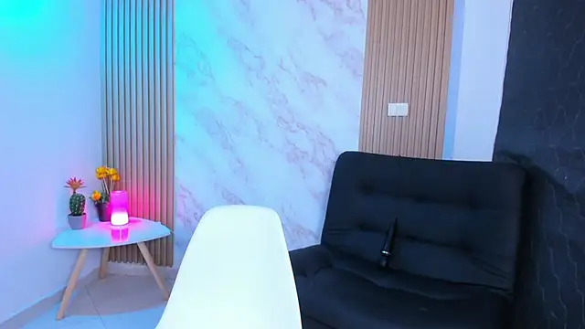 Megan blue7 online show from 02.24.25