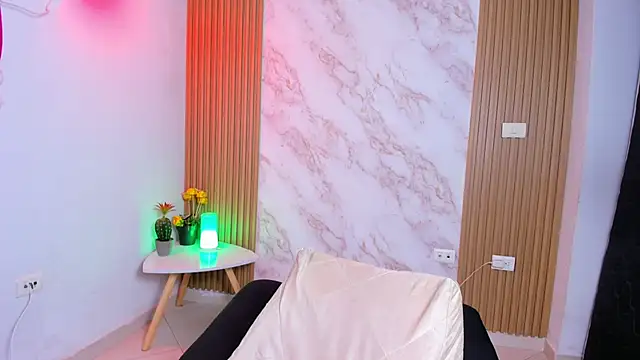 Megan blue7 online show from 03.06.25