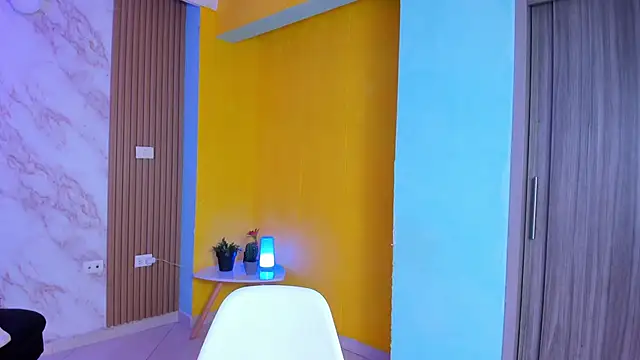 Megan blue7 online show from 11.06.25