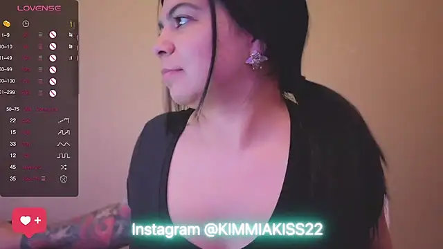 kimmiakiss22 online show from 01.18.25