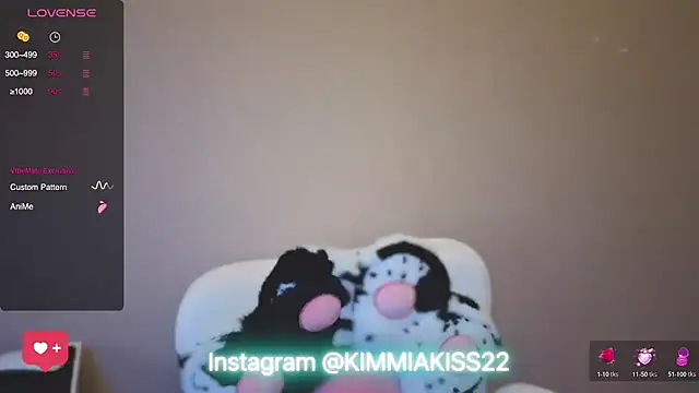kimmiakiss22 online show from 01.20.25