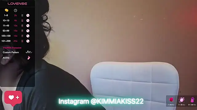 kimmiakiss22 online show from 01.21.25