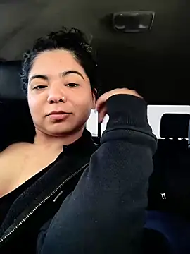 kimmiakiss22 online show from 10.20.25