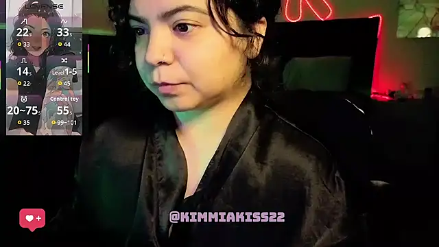 kimmiakiss22 online show from 07.12.26