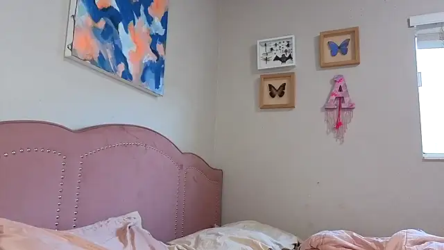 highly inappropriate online show from 03.24.26