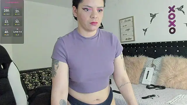 natasha logan  online show from 12.03.24