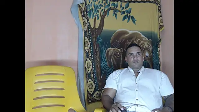 Snapshot of lover_1994 chatting on 06.25.26 lover 1994 online show from 06.25.26