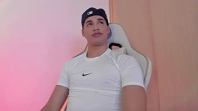 Jimmy Leeh  online show from 12.08.24