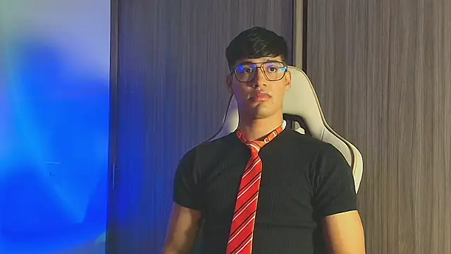 Snapshot of Jimmy_Leeh_ chatting on 10.29.25 Jimmy Leeh online show from 10.29.25