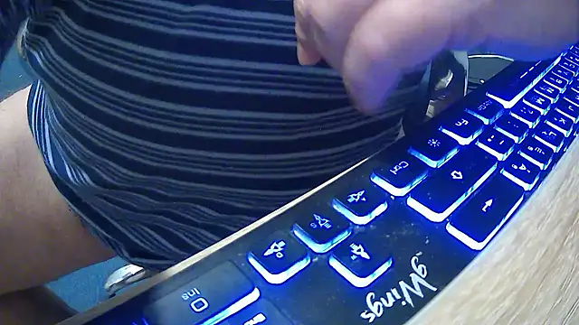 GYurmoka70 online show from 12.14.25