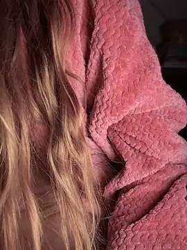 GoldenFlameGoddess online show from 10.23.25