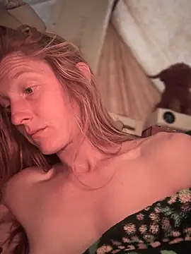 GoldenFlameGoddess online show from 11.25.25