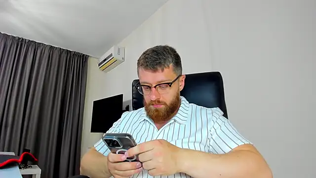 Findom guy online show from 04.08.26