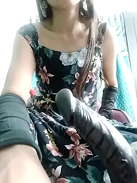 Noor Darliing online show from 01.05.25