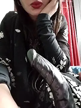 Noor Darliing online show from 11.15.25