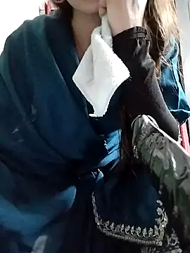 Noor Darliing online show from 02.25.26