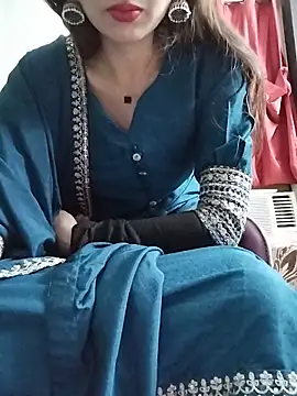 Snapshot of Noor_Darliing chatting on 05.21.26 Noor Darliing online show from 05.21.26