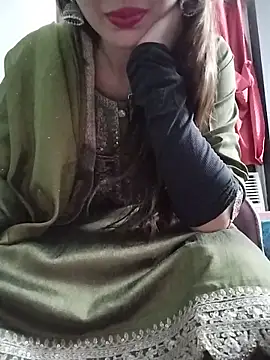 Snapshot of Noor_Darliing chatting on 06.15.26 Noor Darliing online show from 06.15.26