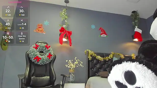 Sophiietaylor online show from 12.19.24