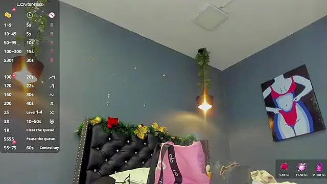 Sophiietaylor online show from 12.17.25