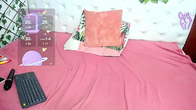 Andrea Williams24 online show from 11.13.25