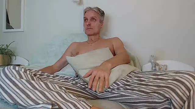 StrongBill online show from 12.08.24