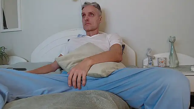 StrongBill online show from 01.12.25