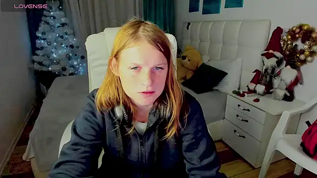 Kathlyn  Heath online show from 12.17.24