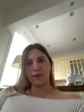 Snapshot of secretcrazy69 chatting on 02.16.25 secretcrazy69 online show from 02.16.25